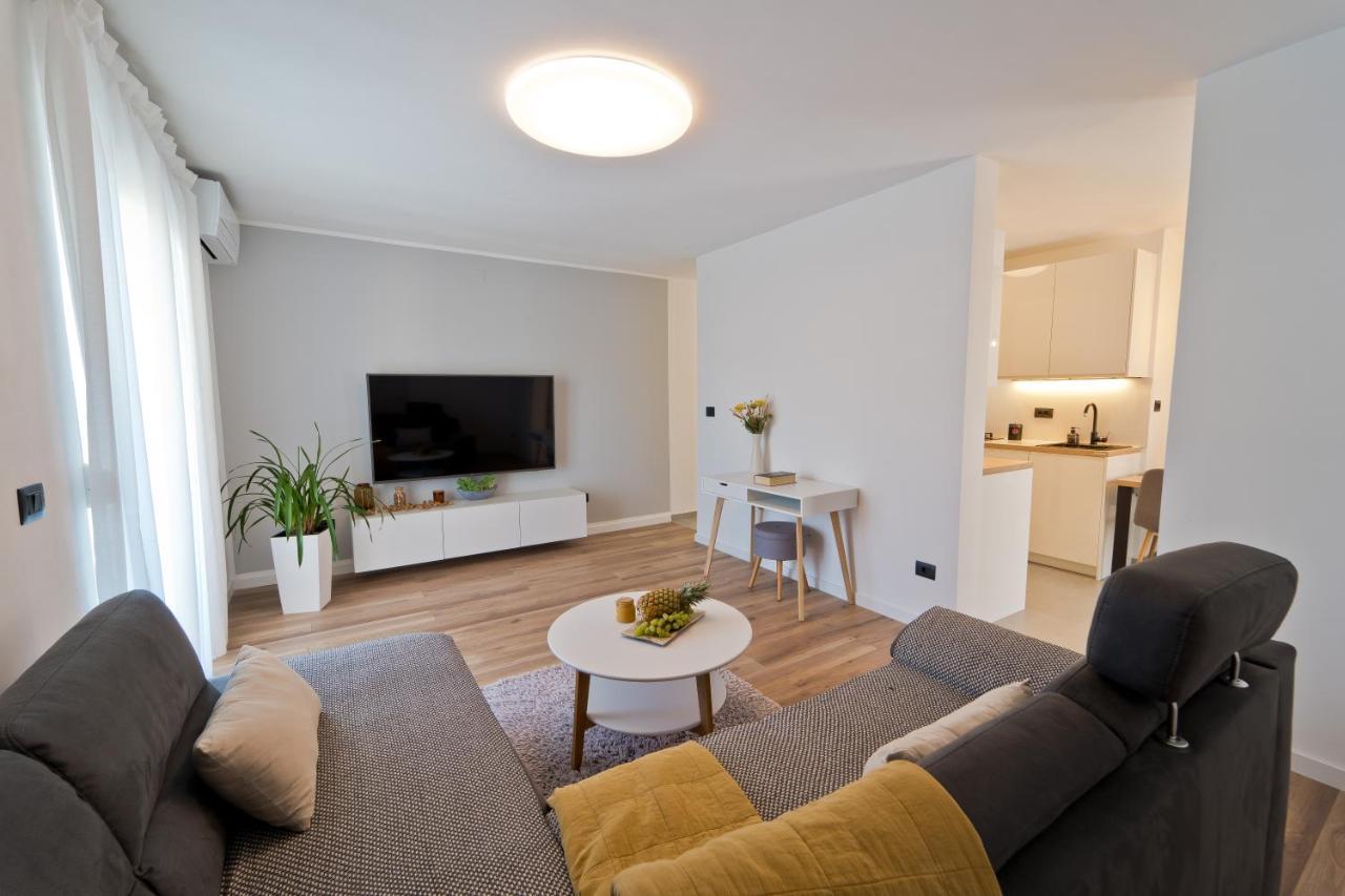 Malemi Apartment Pola Esterno foto